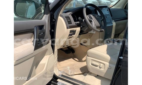 Buy Import Toyota Land Cruiser Black Car in Import - Dubai in Malawi Buy Import Toyota Land Cruiser Black Car in Import - Dubai in Malawi
