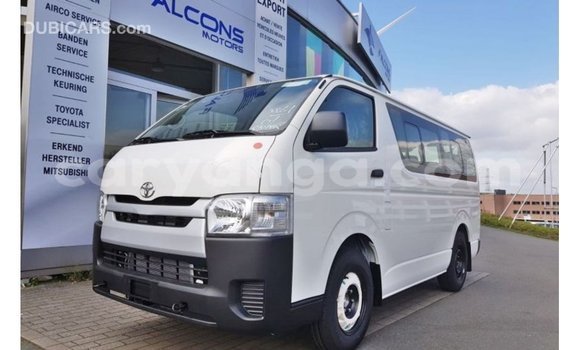 Buy Import Toyota Hiace White Car in Import - Dubai in Malawi Buy Import Toyota Hiace White Car in Import - Dubai in Malawi