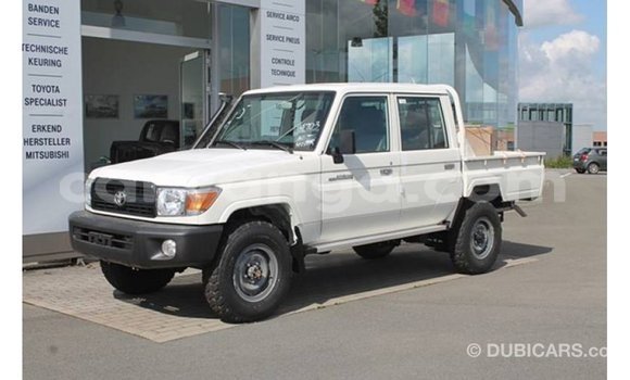 Buy Import Toyota Land Cruiser White Car in Import - Dubai in Malawi Buy Import Toyota Land Cruiser White Car in Import - Dubai in Malawi