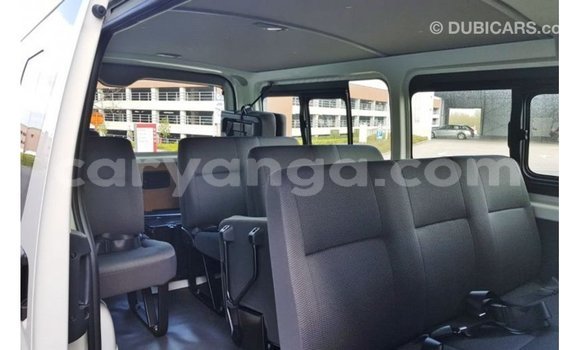 Buy Import Toyota Hiace White Car in Import - Dubai in Malawi Buy Import Toyota Hiace White Car in Import - Dubai in Malawi