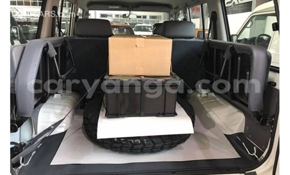 Buy Import Toyota Land Cruiser White Car in Import - Dubai in Malawi Buy Import Toyota Land Cruiser White Car in Import - Dubai in Malawi