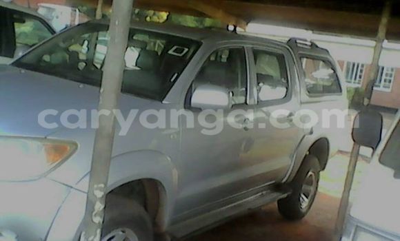 Buy Used Toyota Hilux Silver Car in Limbe in Malawi Buy Used Toyota Hilux Silver Car in Limbe in Malawi