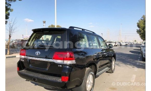 Acheter Import Voiture Toyota Land Cruiser Noir à Import - Dubai, Malawi Acheter Import Voiture Toyota Land Cruiser Noir à Import - Dubai, Malawi