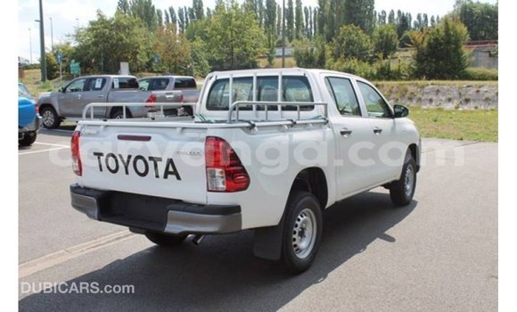 Buy Import Toyota Hilux White Car in Import - Dubai in Malawi Buy Import Toyota Hilux White Car in Import - Dubai in Malawi