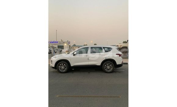 Buy Import Hyundai Santa Fe White Car in Import - Dubai in Malawi Buy Import Hyundai Santa Fe White Car in Import - Dubai in Malawi