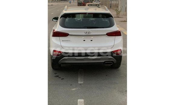 Buy Import Hyundai Santa Fe White Car in Import - Dubai in Malawi Buy Import Hyundai Santa Fe White Car in Import - Dubai in Malawi