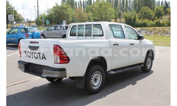 Buy Import Toyota Hilux White Car in Import - Dubai in Malawi Buy Import Toyota Hilux White Car in Import - Dubai in Malawi
