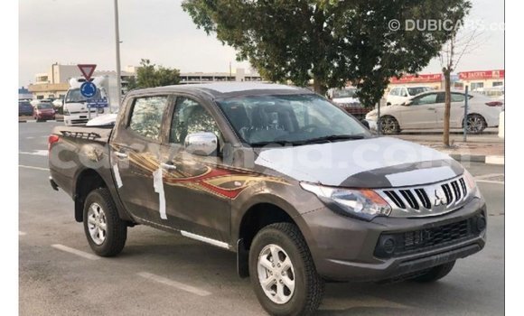 Buy Import Mitsubishi L200 Brown Car in Import - Dubai in Malawi Buy Import Mitsubishi L200 Brown Car in Import - Dubai in Malawi