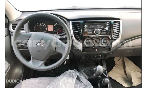 Buy Import Mitsubishi L200 Brown Car in Import - Dubai in Malawi Buy Import Mitsubishi L200 Brown Car in Import - Dubai in Malawi