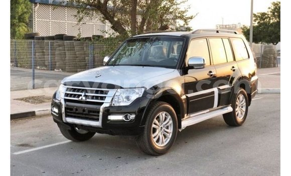 Buy Import Mitsubishi Pajero Black Car in Import - Dubai in Malawi Buy Import Mitsubishi Pajero Black Car in Import - Dubai in Malawi