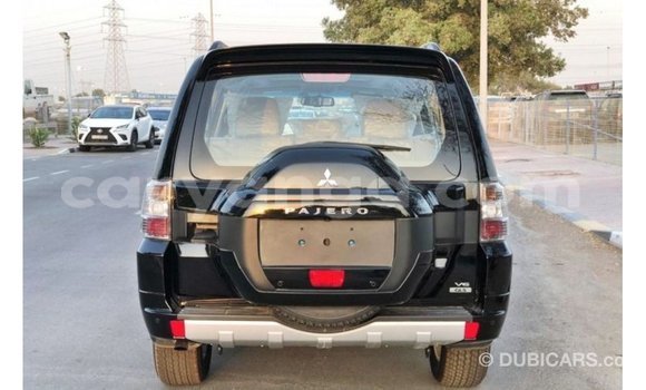 Buy Import Mitsubishi Pajero Black Car in Import - Dubai in Malawi Buy Import Mitsubishi Pajero Black Car in Import - Dubai in Malawi