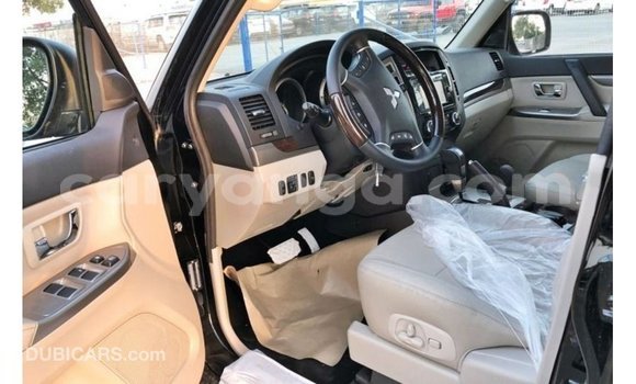 Buy Import Mitsubishi Pajero Black Car in Import - Dubai in Malawi Buy Import Mitsubishi Pajero Black Car in Import - Dubai in Malawi