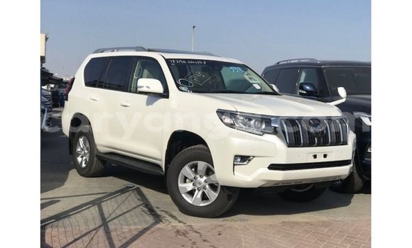 Acheter Import Voiture Toyota Prado Blanc à Import - Dubai, Malawi Acheter Import Voiture Toyota Prado Blanc à Import - Dubai, Malawi