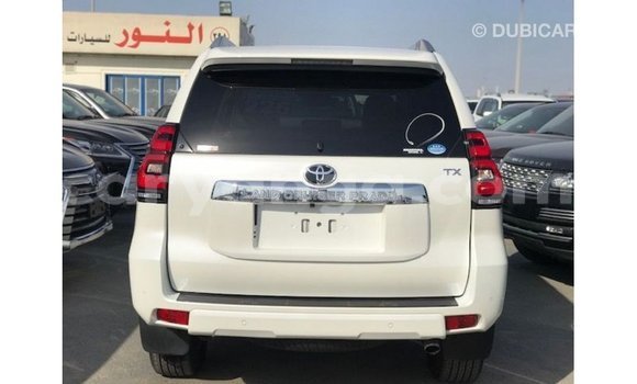 Acheter Import Voiture Toyota Prado Blanc à Import - Dubai, Malawi Acheter Import Voiture Toyota Prado Blanc à Import - Dubai, Malawi