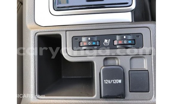 Acheter Import Voiture Toyota Prado Blanc à Import - Dubai, Malawi Acheter Import Voiture Toyota Prado Blanc à Import - Dubai, Malawi
