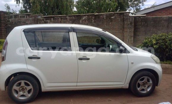 Buy Used Toyota 4Runner White Car in Limbe in Malawi Buy Used Toyota 4Runner White Car in Limbe in Malawi