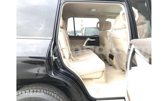 Buy Import Toyota Land Cruiser Black Car in Import - Dubai in Malawi Buy Import Toyota Land Cruiser Black Car in Import - Dubai in Malawi