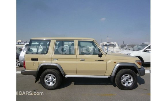 Buy Import Toyota Land Cruiser Beige Car in Import - Dubai in Malawi Buy Import Toyota Land Cruiser Beige Car in Import - Dubai in Malawi
