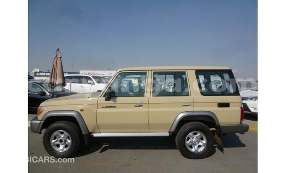 Buy Import Toyota Land Cruiser Beige Car in Import - Dubai in Malawi Buy Import Toyota Land Cruiser Beige Car in Import - Dubai in Malawi