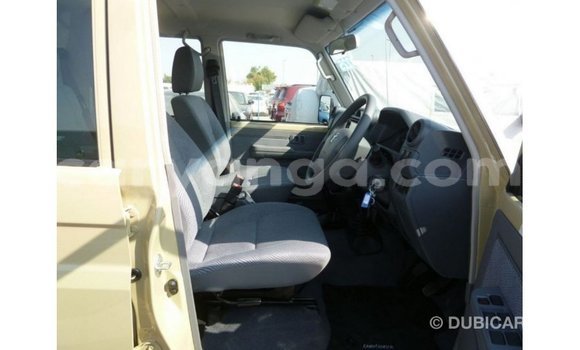 Buy Import Toyota Land Cruiser Beige Car in Import - Dubai in Malawi Buy Import Toyota Land Cruiser Beige Car in Import - Dubai in Malawi