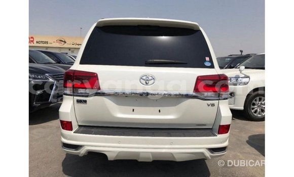 Buy Import Toyota Land Cruiser White Car in Import - Dubai in Malawi Buy Import Toyota Land Cruiser White Car in Import - Dubai in Malawi