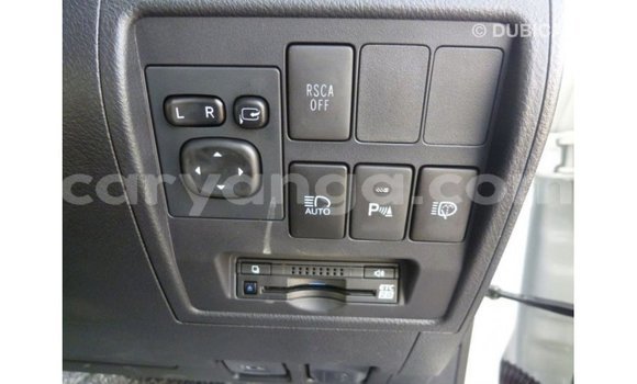 Buy Import Toyota Land Cruiser White Car in Import - Dubai in Malawi Buy Import Toyota Land Cruiser White Car in Import - Dubai in Malawi
