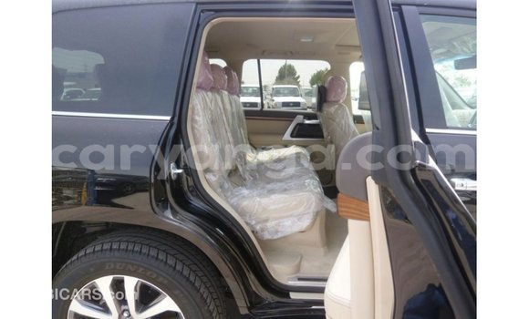 Acheter Import Voiture Toyota Land Cruiser Noir à Import - Dubai, Malawi Acheter Import Voiture Toyota Land Cruiser Noir à Import - Dubai, Malawi