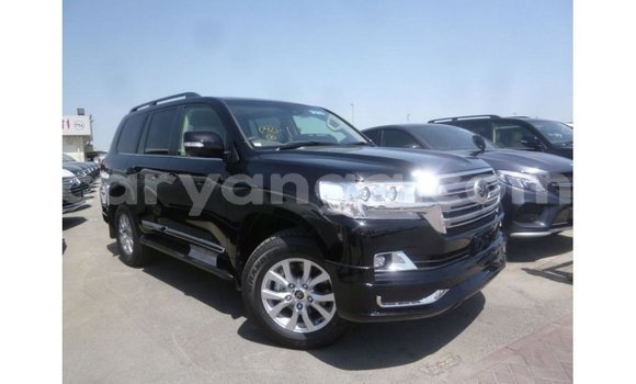 Buy Import Toyota Land Cruiser Black Car in Import - Dubai in Malawi