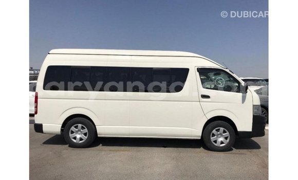 Buy Import Toyota Hiace White Car in Import - Dubai in Malawi Buy Import Toyota Hiace White Car in Import - Dubai in Malawi