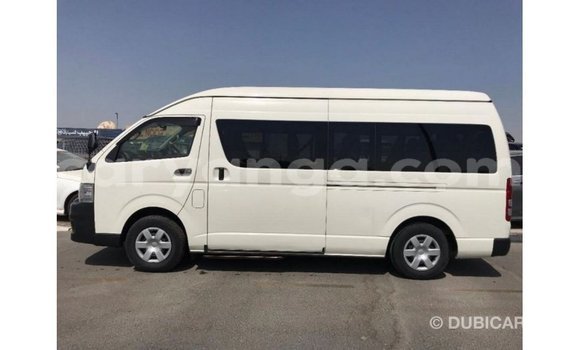 Buy Import Toyota Hiace White Car in Import - Dubai in Malawi Buy Import Toyota Hiace White Car in Import - Dubai in Malawi