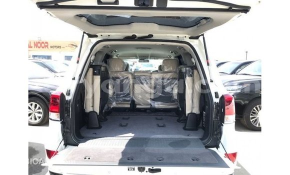 Buy Import Toyota Land Cruiser White Car in Import - Dubai in Malawi Buy Import Toyota Land Cruiser White Car in Import - Dubai in Malawi