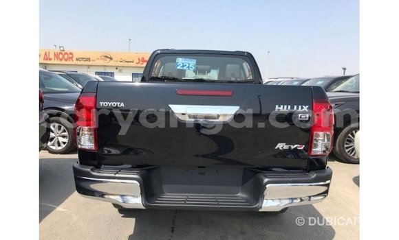 Acheter Import Voiture Toyota Hilux Noir à Import - Dubai, Malawi Acheter Import Voiture Toyota Hilux Noir à Import - Dubai, Malawi