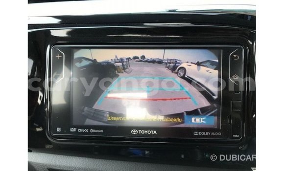 Acheter Import Voiture Toyota Hilux Noir à Import - Dubai, Malawi Acheter Import Voiture Toyota Hilux Noir à Import - Dubai, Malawi
