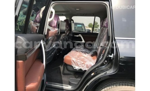 Buy Import Toyota Land Cruiser Black Car in Import - Dubai in Malawi Buy Import Toyota Land Cruiser Black Car in Import - Dubai in Malawi