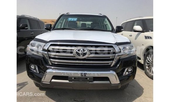 Acheter Import Voiture Toyota Land Cruiser Noir à Import - Dubai, Malawi Acheter Import Voiture Toyota Land Cruiser Noir à Import - Dubai, Malawi