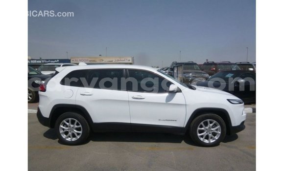 Acheter Import Voiture Jeep Cherokee Blanc à Import - Dubai, Malawi Acheter Import Voiture Jeep Cherokee Blanc à Import - Dubai, Malawi