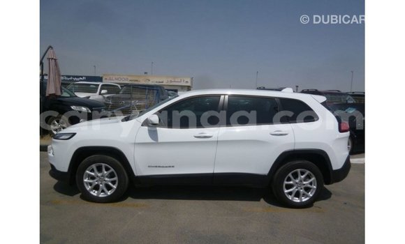 Acheter Import Voiture Jeep Cherokee Blanc à Import - Dubai, Malawi Acheter Import Voiture Jeep Cherokee Blanc à Import - Dubai, Malawi