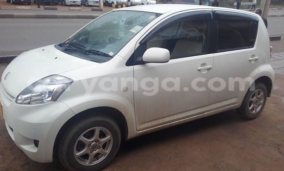 Nunua Ilio tumika Toyota Paseo White Gari ndani ya Limbe nchini Malawi Nunua Ilio tumika Toyota Paseo White Gari ndani ya Limbe nchini Malawi