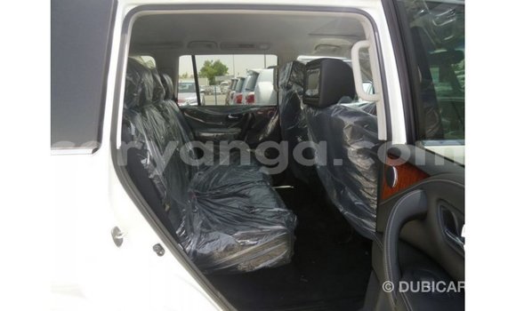 Acheter Import Voiture Infiniti Q Blanc à Import - Dubai, Malawi Acheter Import Voiture Infiniti Q Blanc à Import - Dubai, Malawi