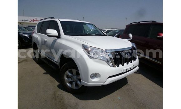 Acheter Import Voiture Toyota Prado Blanc à Import - Dubai, Malawi Acheter Import Voiture Toyota Prado Blanc à Import - Dubai, Malawi
