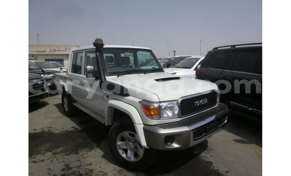 Buy Import Toyota Land Cruiser White Car in Import - Dubai in Malawi Buy Import Toyota Land Cruiser White Car in Import - Dubai in Malawi