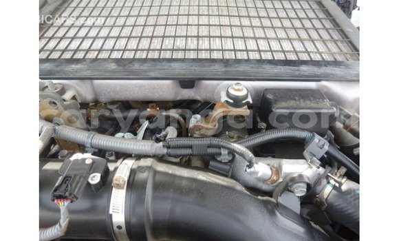 Buy Import Toyota Land Cruiser White Car in Import - Dubai in Malawi Buy Import Toyota Land Cruiser White Car in Import - Dubai in Malawi