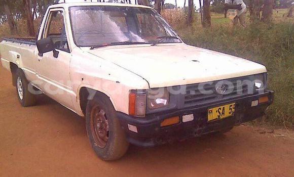 Acheter Occasion Voiture Toyota Hilux Autre à Limbe, Malawi Acheter Occasion Voiture Toyota Hilux Autre à Limbe, Malawi