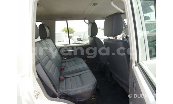 Buy Import Toyota Land Cruiser White Car in Import - Dubai in Malawi Buy Import Toyota Land Cruiser White Car in Import - Dubai in Malawi