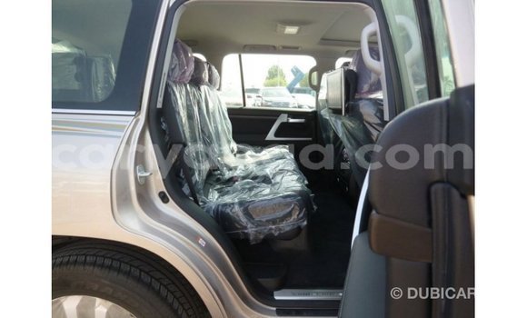 Acheter Import Voiture Toyota Land Cruiser Autre à Import - Dubai, Malawi Acheter Import Voiture Toyota Land Cruiser Autre à Import - Dubai, Malawi