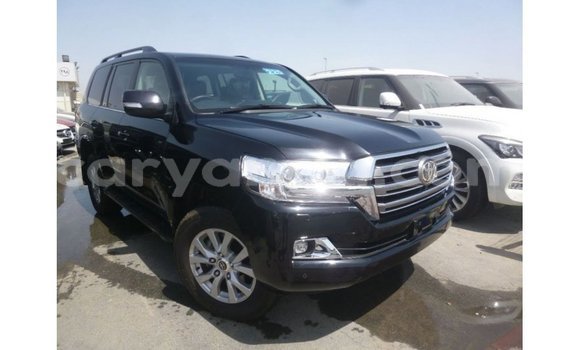 Acheter Import Voiture Toyota Land Cruiser Noir à Import - Dubai, Malawi Acheter Import Voiture Toyota Land Cruiser Noir à Import - Dubai, Malawi