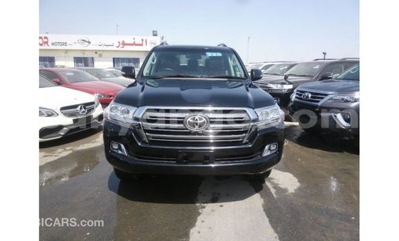 Acheter Import Voiture Toyota Land Cruiser Noir à Import - Dubai, Malawi Acheter Import Voiture Toyota Land Cruiser Noir à Import - Dubai, Malawi