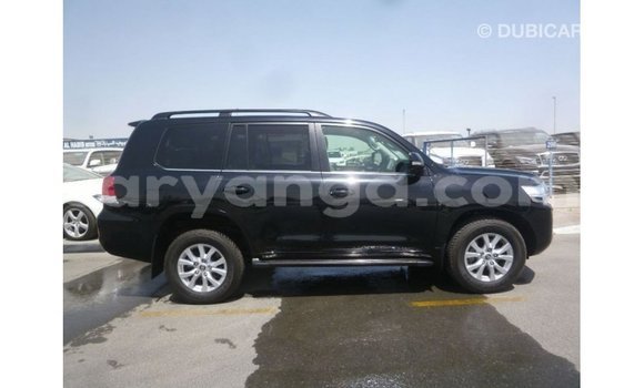 Acheter Import Voiture Toyota Land Cruiser Noir à Import - Dubai, Malawi Acheter Import Voiture Toyota Land Cruiser Noir à Import - Dubai, Malawi