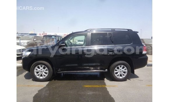 Acheter Import Voiture Toyota Land Cruiser Noir à Import - Dubai, Malawi Acheter Import Voiture Toyota Land Cruiser Noir à Import - Dubai, Malawi