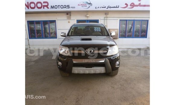 Nunua Imported Toyota Hilux Black Gari ndani ya Import - Dubai nchini Malawi Nunua Imported Toyota Hilux Black Gari ndani ya Import - Dubai nchini Malawi